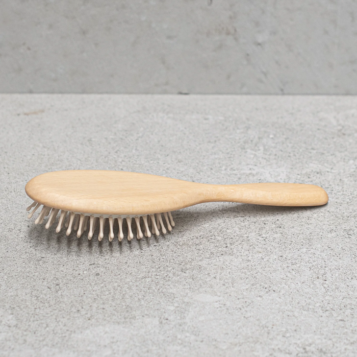 Oval Beechwood Hair Brush - Wood Pins
