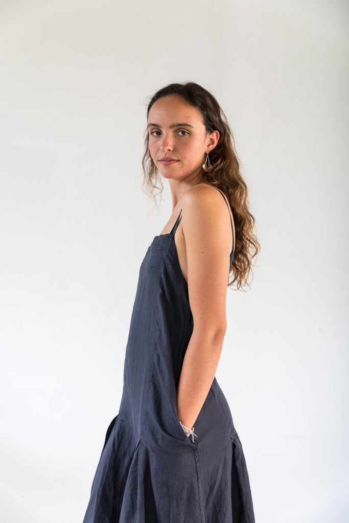 Vega Navy Linen Pleated Dress