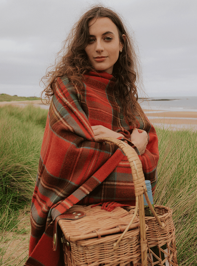 Brontë by Moon Merino Wool Throw